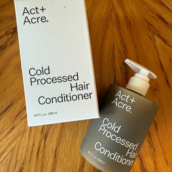 Act & Acre Cold Pressed Hair Conditioner \\ New in Box // 10 oz - Picture 2 of 6